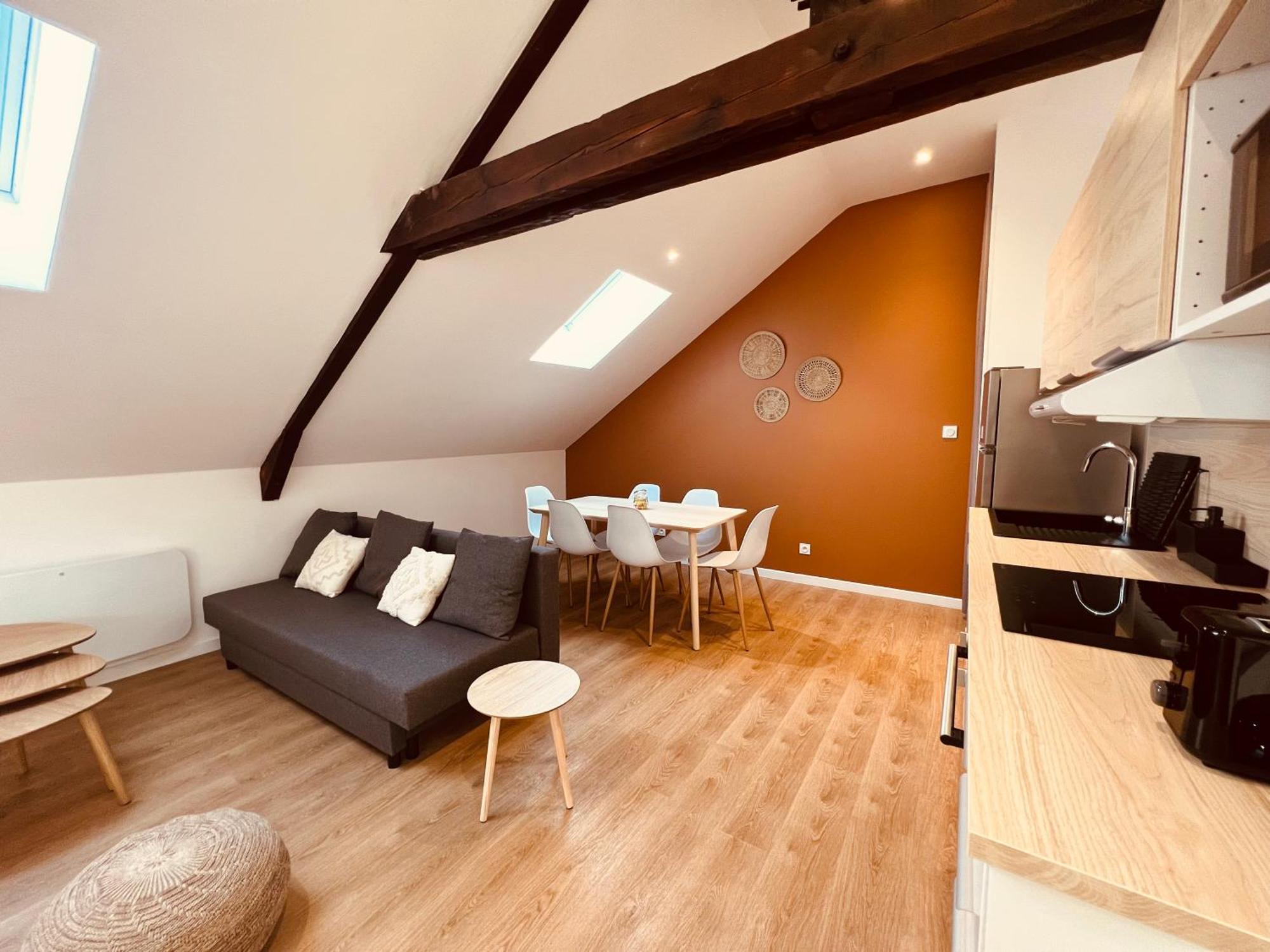 L'Ibiza - Home Homy Montluçon Esterno foto